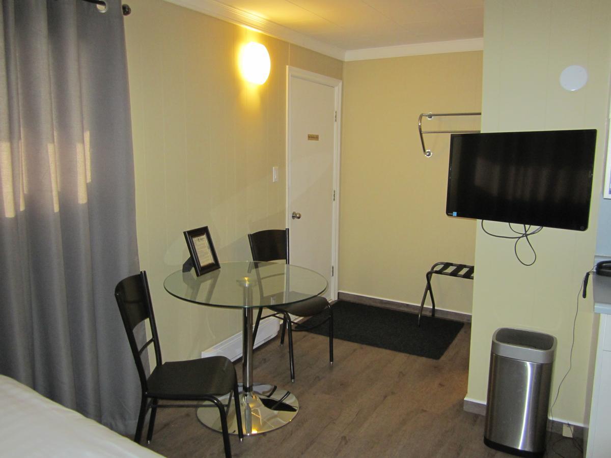 Oreland Motel Flin Flon Ngoại thất bức ảnh